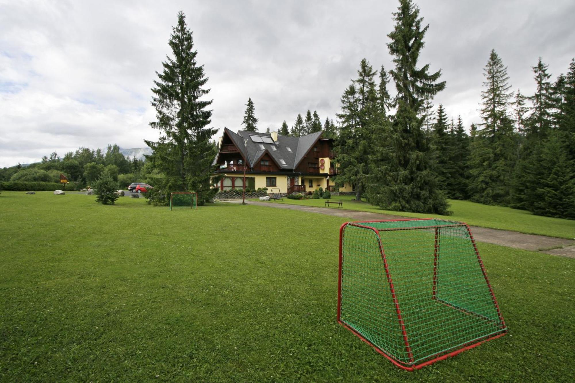Štrbské Pleso Penzion Ingrid מראה חיצוני תמונה